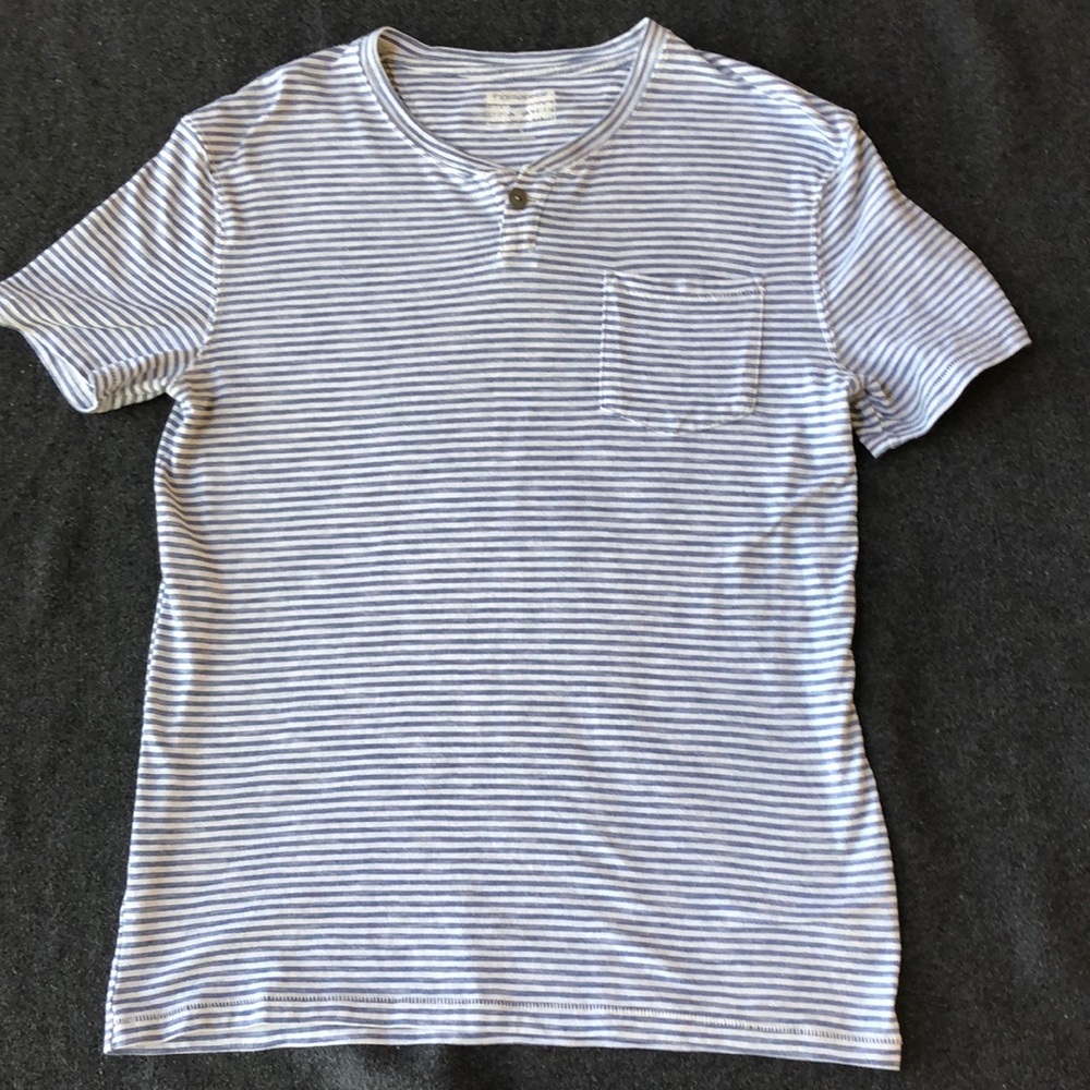 Converse One Star Men's Henley T-Shirt Blue White Striped Short Sleeve Size S